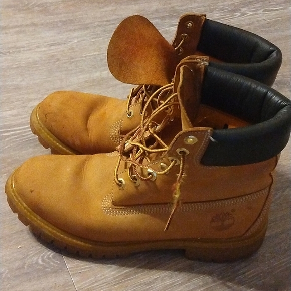 Timberland Boots - Picture 1 of 6